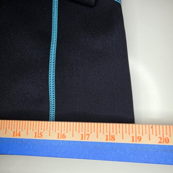 Gold Fin Women’s Black Wetsuit Set – Long Sleeve Top & Shortie Bottoms - Picture 7 of 16